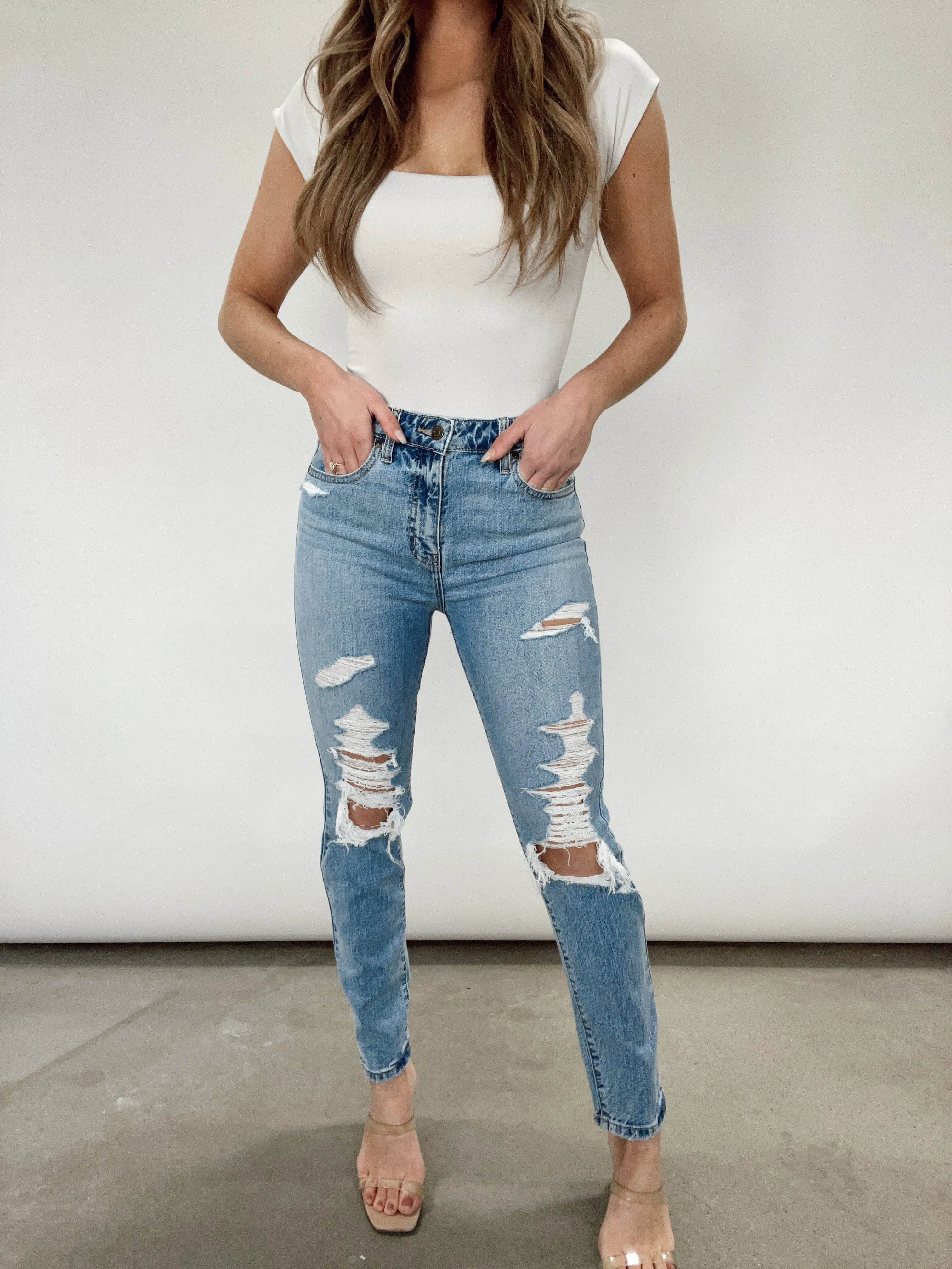 Eunina Super High Rise Ankle Jean