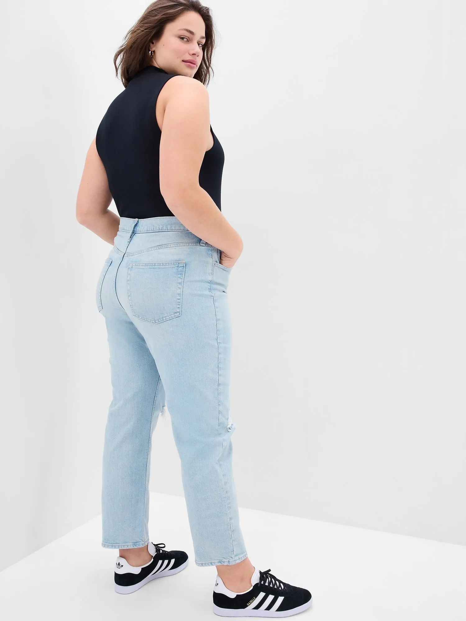 High Rise Destructed Straight Jeans with Washwell