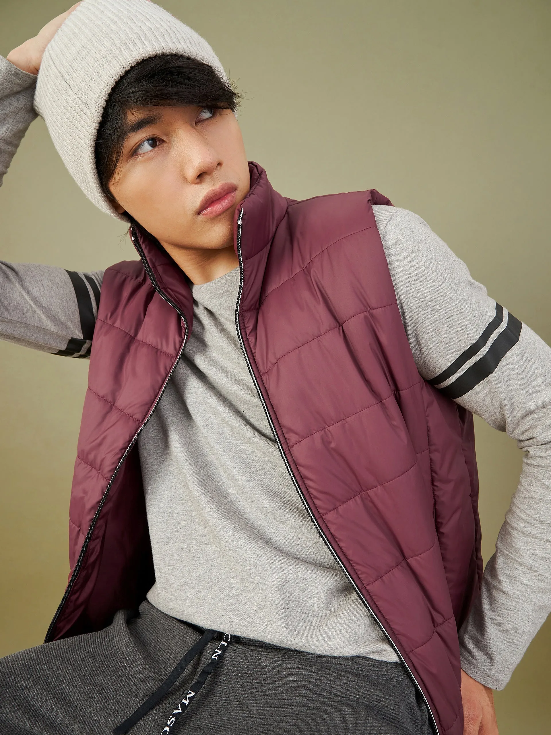 Men's Maroon Sleeveless Quilted Puffer Jacket - LYUSH-MASCLN